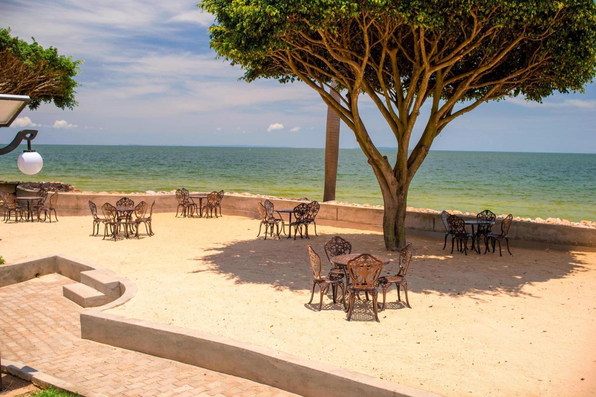Protea By Marriott 4* Entebbe